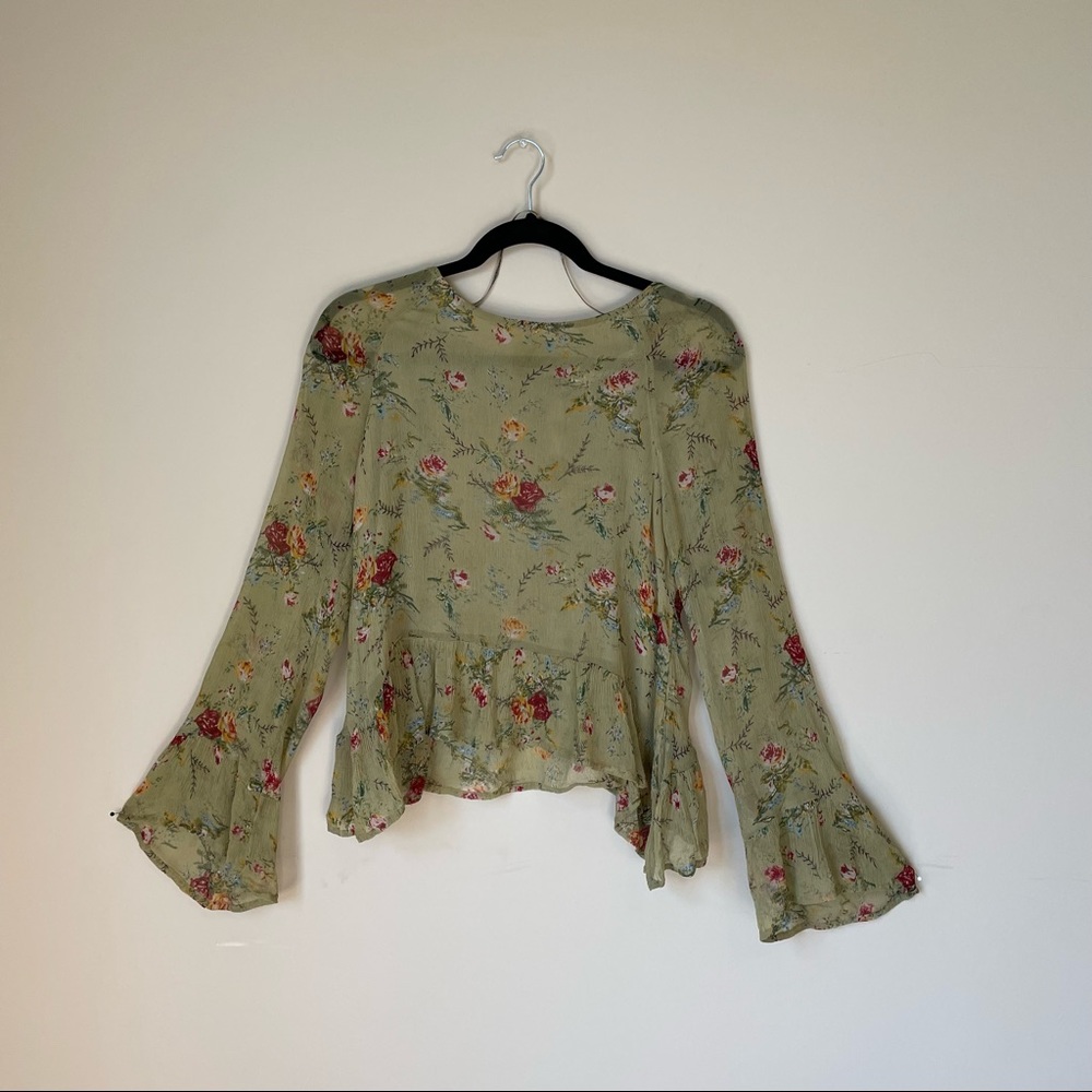 ZARA WOMAN PREMIUM DEMIN COLLECTION GREEN FLOWY TOP